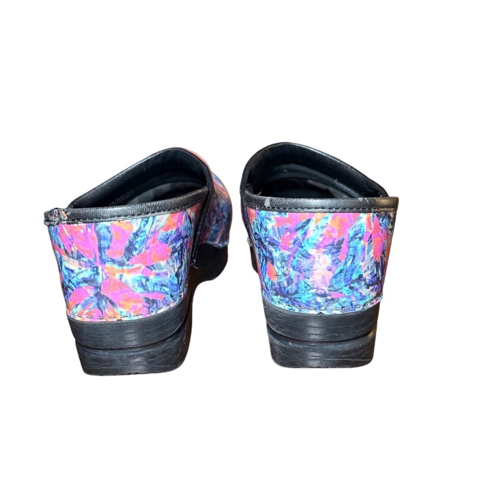 Dansko Professional Clogs Womens 39 Multicolor Abstract Leather Comfort Shoes - Picture 2 of 8